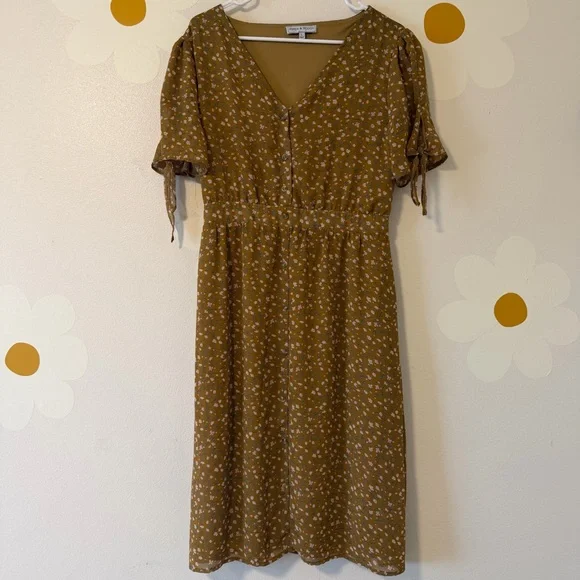 Piper & Scoot Floral Mustard Midi Button Up V Neck Dress - Picture 5 of 14